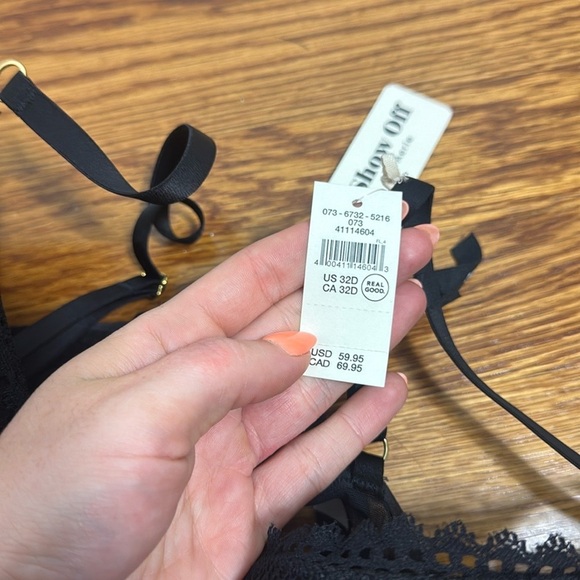 NWT Aerie Black Floral Lace Plunge Bra Size 32D - Picture 2 of 6